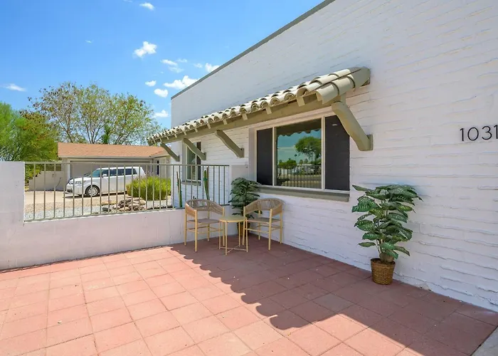 Serene Desert Getaway W/ Backyard Near Asu Campus! * Tempe