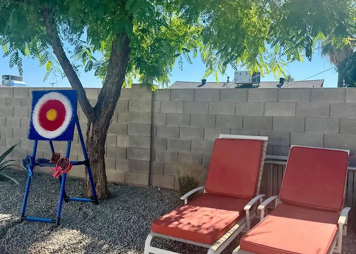 Serene Desert Getaway W/ Backyard Near Asu Campus! Holiday home Tempe